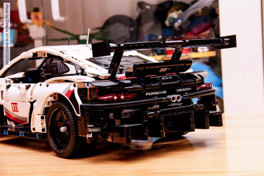 42096 Technic Porsche 911 RSR Technic Racing Car Building blocks for kids gift 1450pcs+ famous car toy bricks 